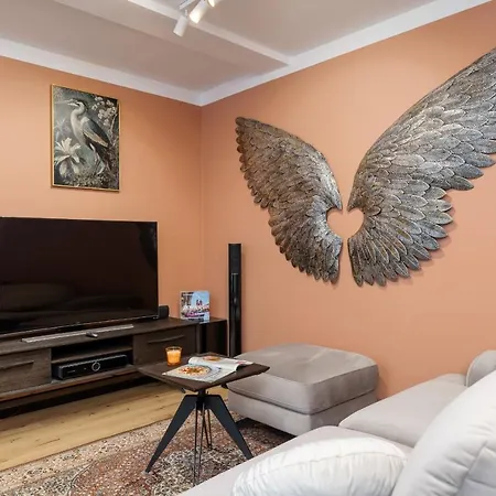 Apartment The Historic Kazimierz District - With Parking By Renters Krakau