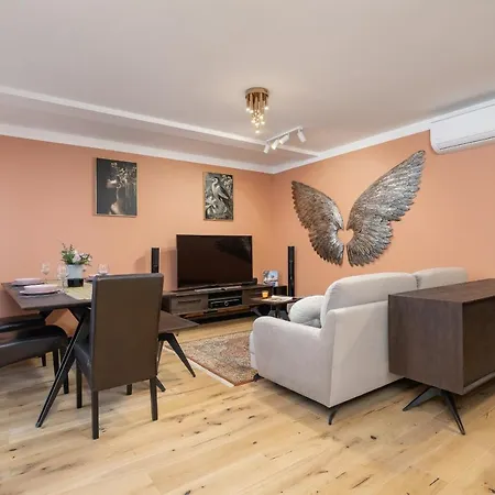 The Historic Kazimierz District - With Parking By Renters * Krakow