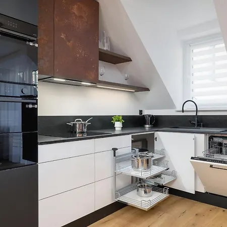 The Historic Kazimierz District - With Parking By Renters Apartment *