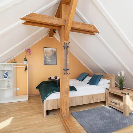 Apartment The Historic Kazimierz District - With Parking By Renters Krakow