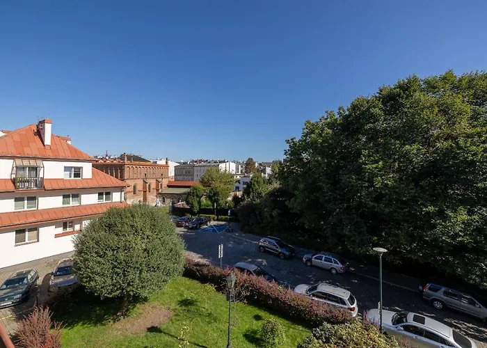 The Historic Kazimierz District - With Parking By Renters شقة