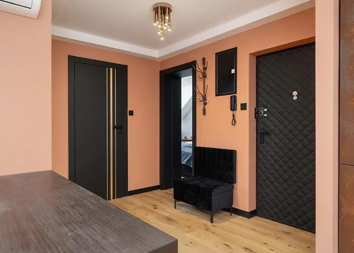 The Historic Kazimierz District - With Parking By Renters كراكوفيا