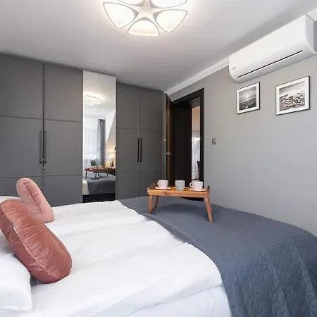 Apartamento The Historic Kazimierz District - With Parking By Renters